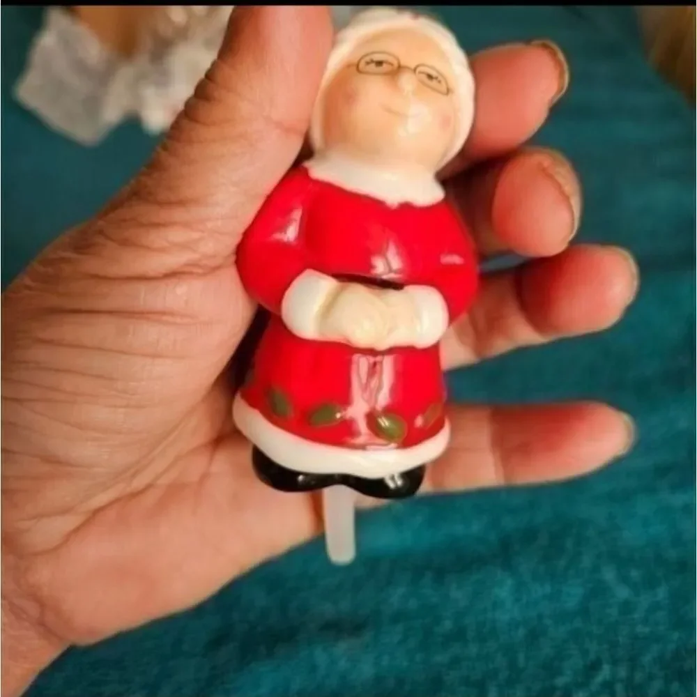Nora Fleming Mrs Claus mini A240 retired, new